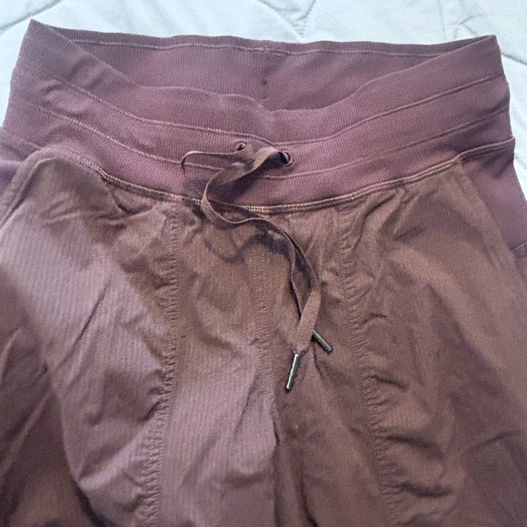 Lululemon dance studio pants size 4 - Picture 3 of 6